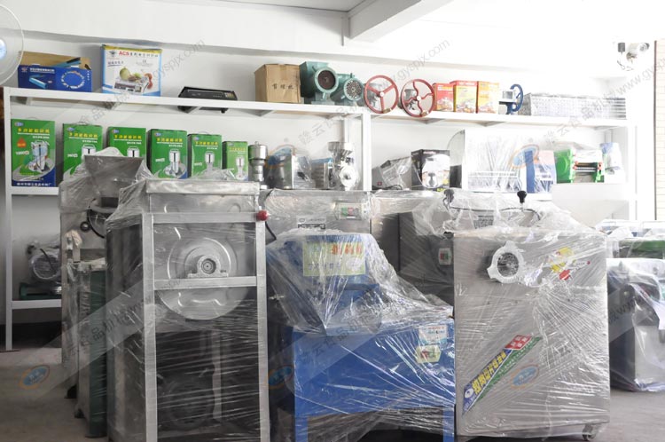 贛云食品機(jī)械廠倉庫一角